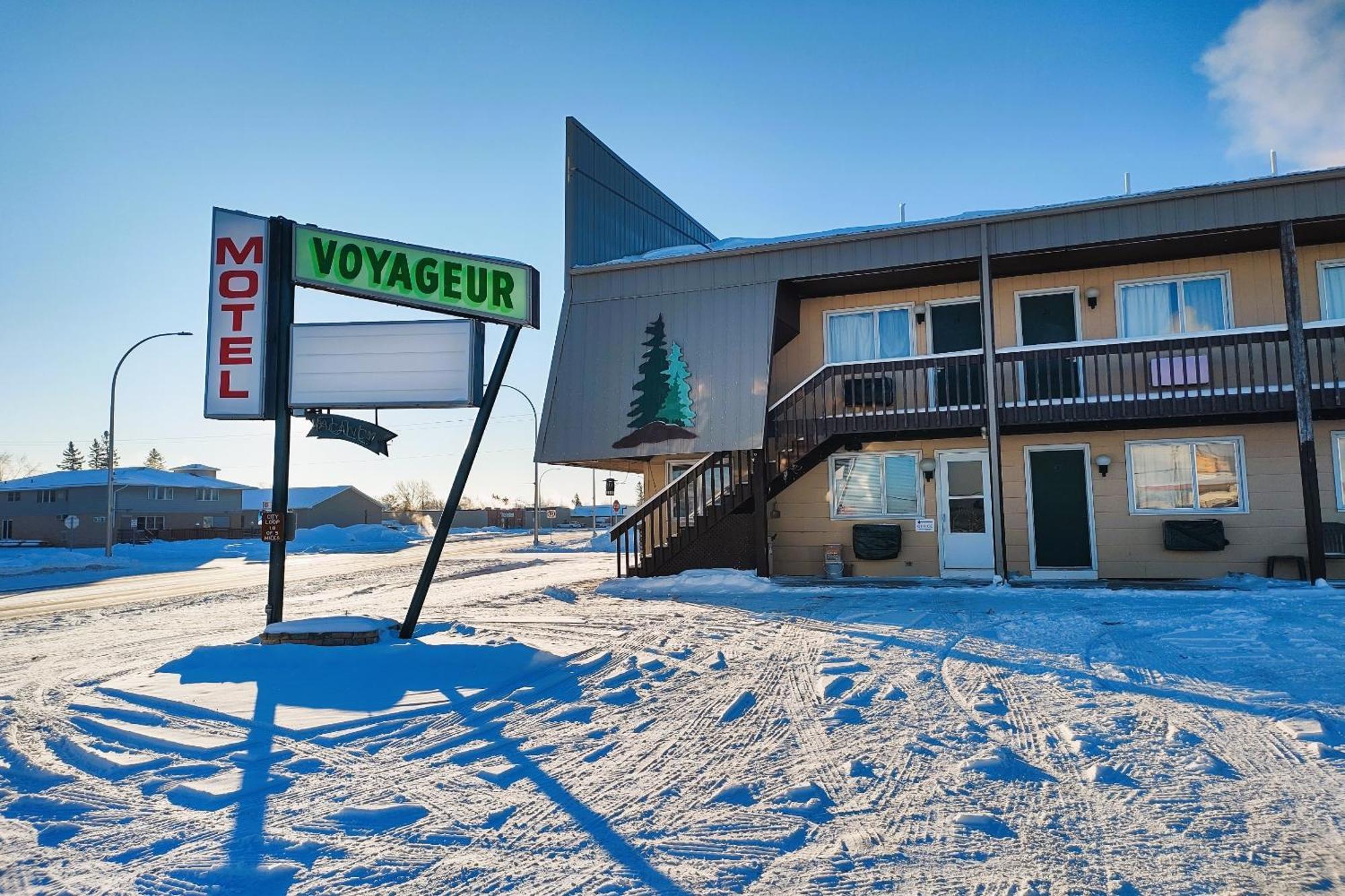 Love Hotels Voyageur By Oyo At International Falls Mn Exterior foto